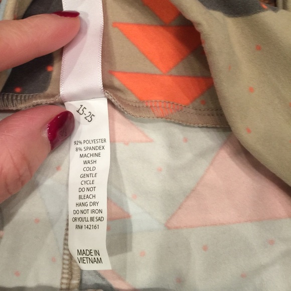 LuLaRoe Disney Mickey Mouse OS leggings Aztec BNWT - Picture 5 of 7